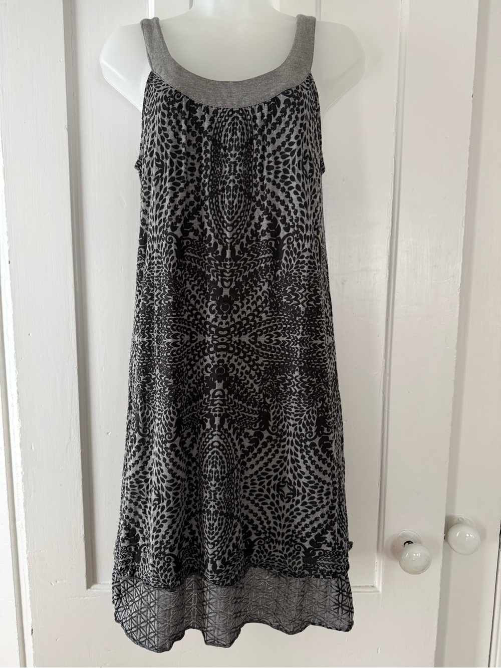 Athleta Black and Gray Patterned Dress